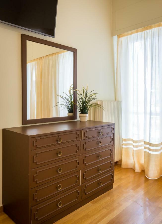 Classy 2 Bedroom Apartment Near Acropolis & Metro Athen Exterior foto